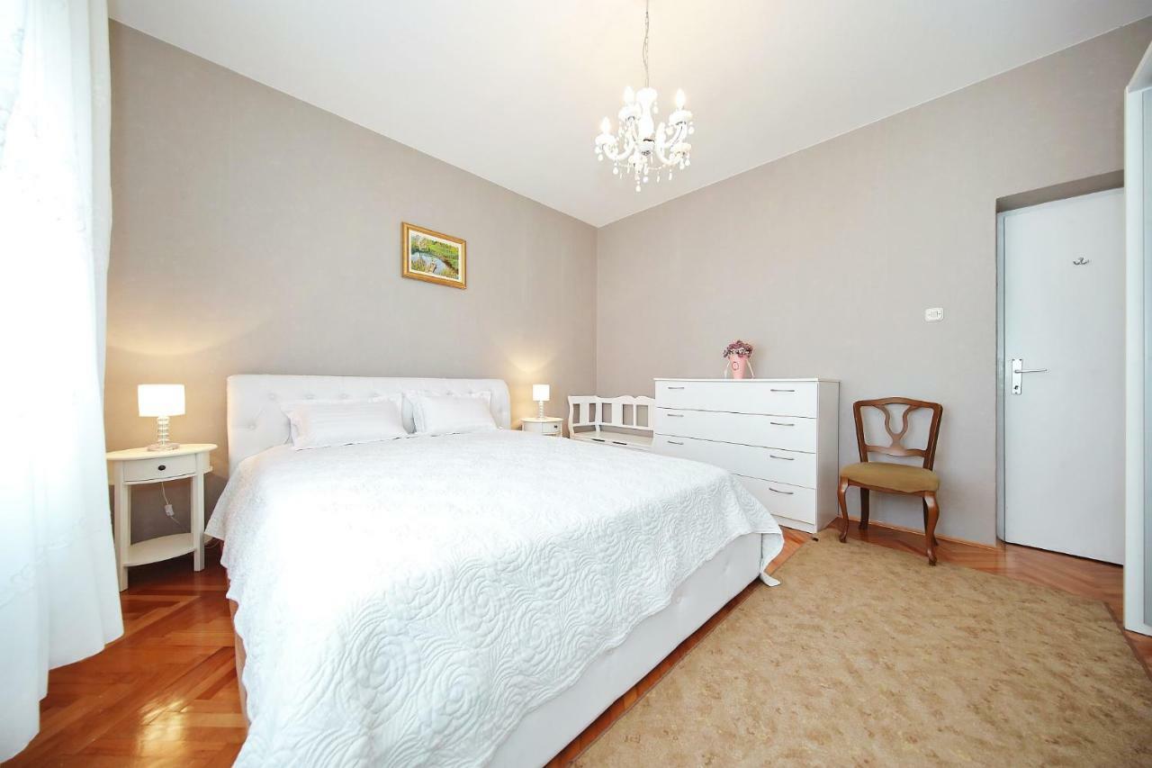 Hacienda Mia With Pool,Bbq,Free Parking Villa Zadar Dış mekan fotoğraf
